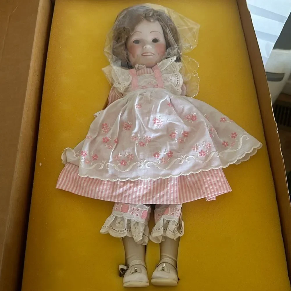 America's Sweetheart Shirley Temple Porcelain Doll 16